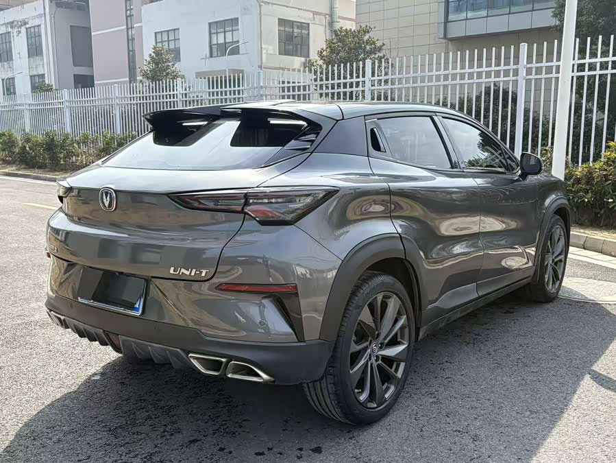 Changan UNI-T 2021 car image #16
