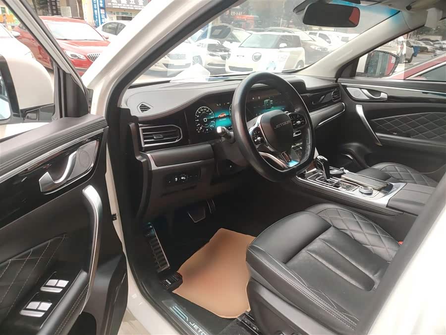 Jetour X95 2020 car image #16