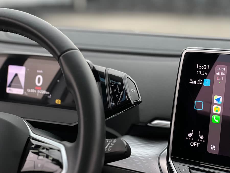 Volkswagen ID.6 X 2021 #16 Volkswagen ID.6 X 2021 car image #16