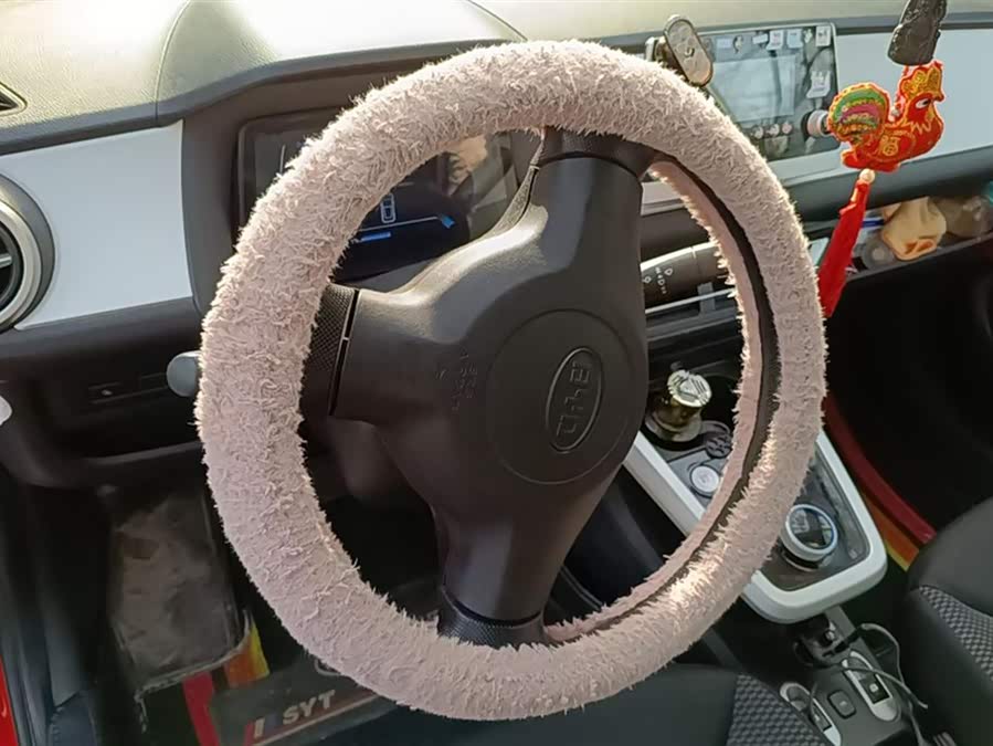 BYD e1 2019 #16 BYD e1 2019 car image #16