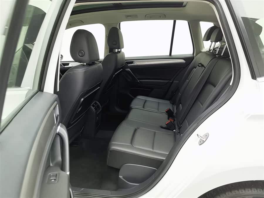 大众 高尔夫·嘉旅 2019 汽车图片 #16