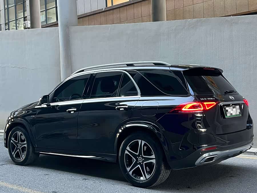 Mercedes-Benz GLE Class New Energy 2021 car image #16