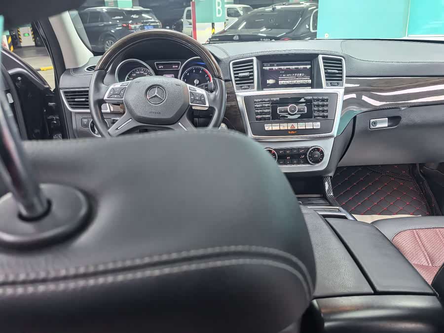 Mercedes-Benz GL Class 2015 #16 Mercedes-Benz GL Class 2015 car image #16