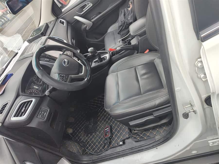 SWM X7 2017 #16 SWM X7 2017 immagine di auto #16