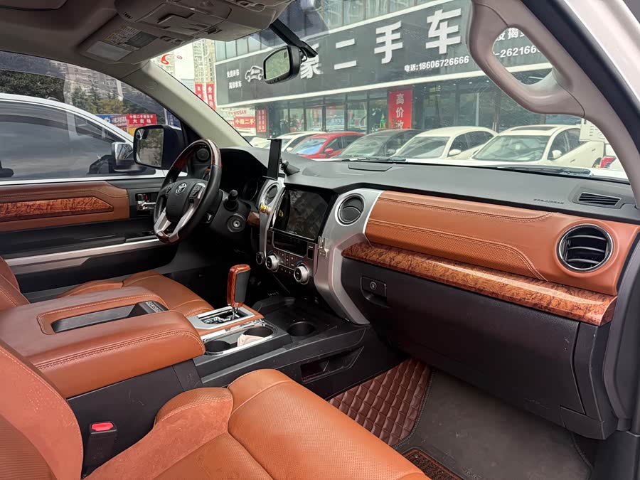 Toyota Tundra 2016 image de voiture #16