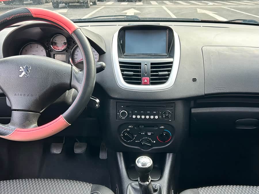 标致 标致207 2012 汽车图片 #16