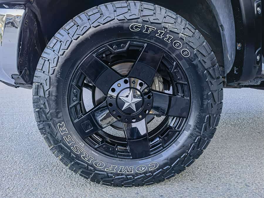 Toyota Tundra 2015 immagine di auto #16