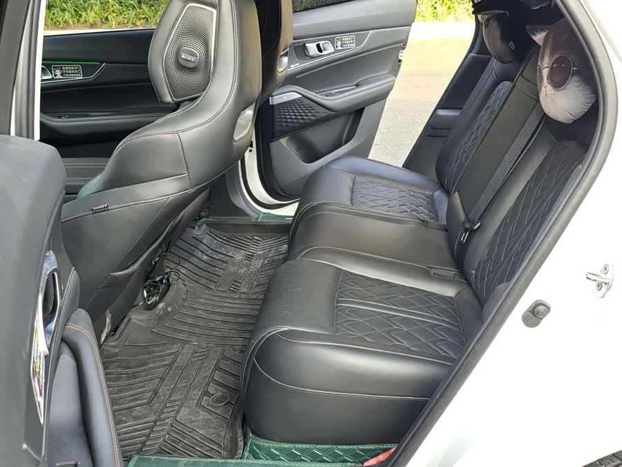 Changan UNI-K iDD 2022 car image #16