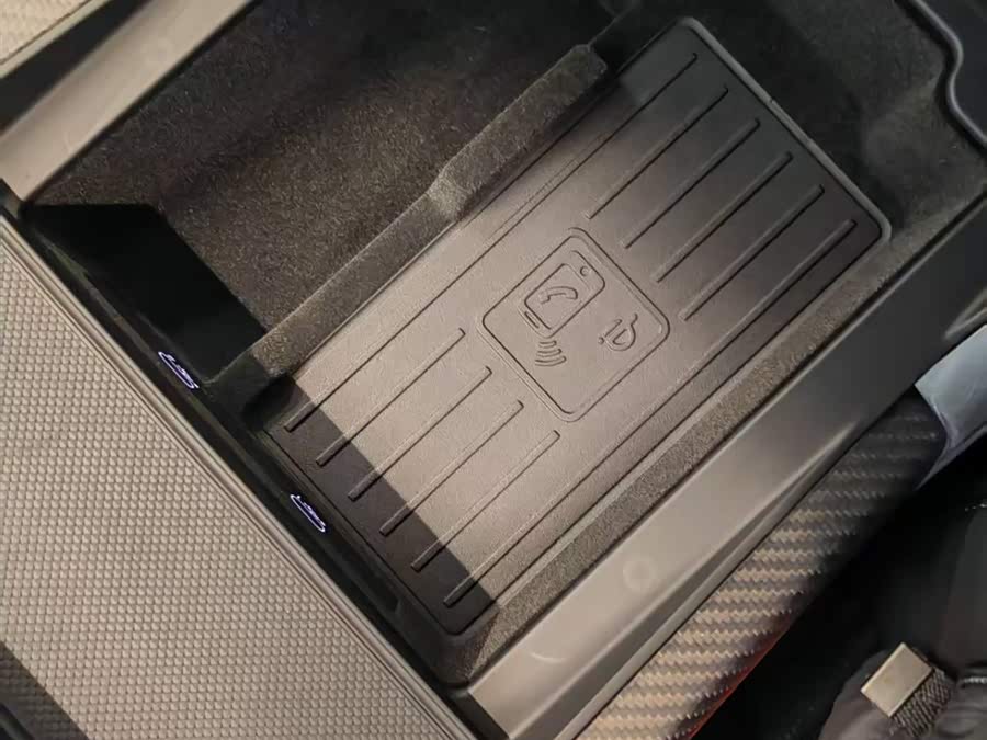 Audi SQ7 2024 #16 Audi SQ7 2024 car image #16