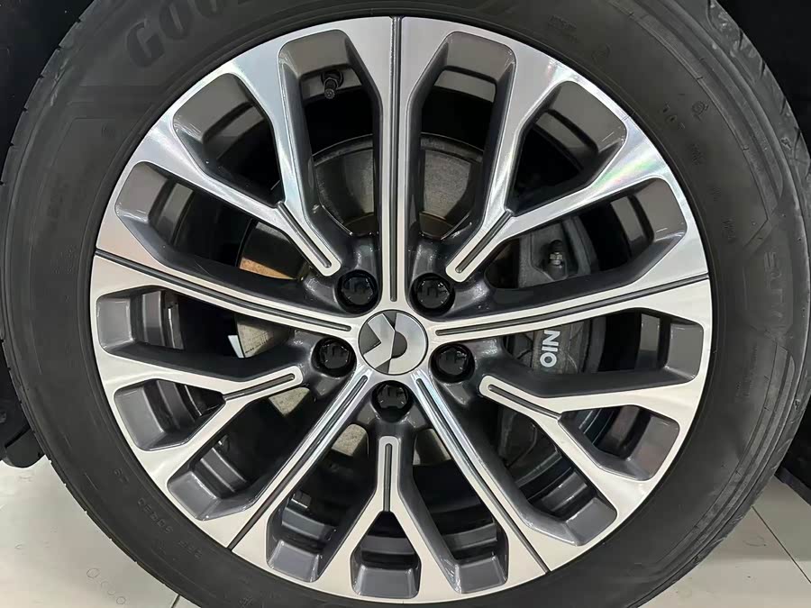 蔚来 蔚来EC6 2024 汽车图片 #16