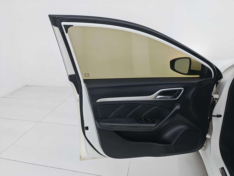 MG 6 2019 صورة سيارة #16