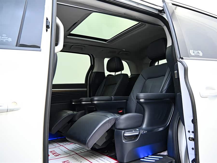 GAC Trumpchi M8 2022 #16 GAC Trumpchi M8 2022 car image #16