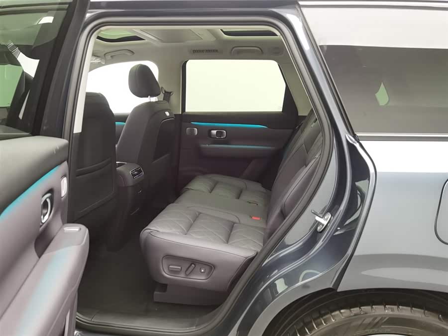 Leapmotor C16 2025 car image #16