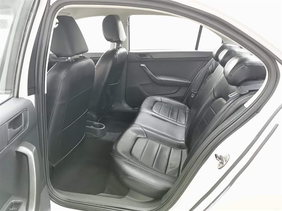 Volkswagen Santana 2013 #16 Volkswagen Santana 2013 immagine di auto #16