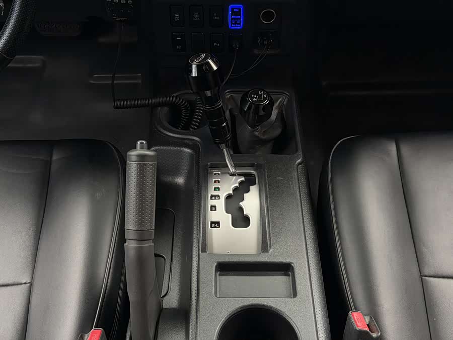 Toyota FJ Cruiser 2011 car image #16