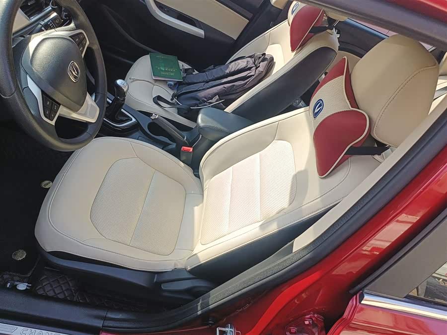 Changan Alsvin V7 2015 car image #16