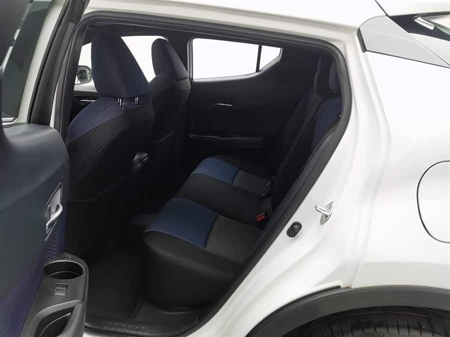 Toyota C-HR EV 2021 immagine di auto #16