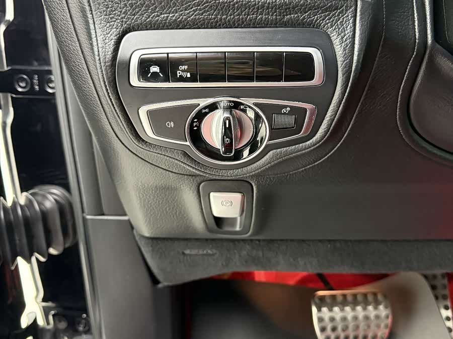 Mercedes-Benz G Class 2020 immagine di auto #16