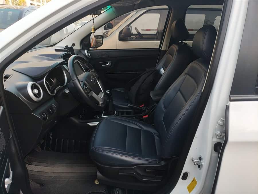 SWM斯威汽车 SWM斯威X3 2021 #16 SWM斯威汽车 SWM斯威X3 2021 汽车图片 #16