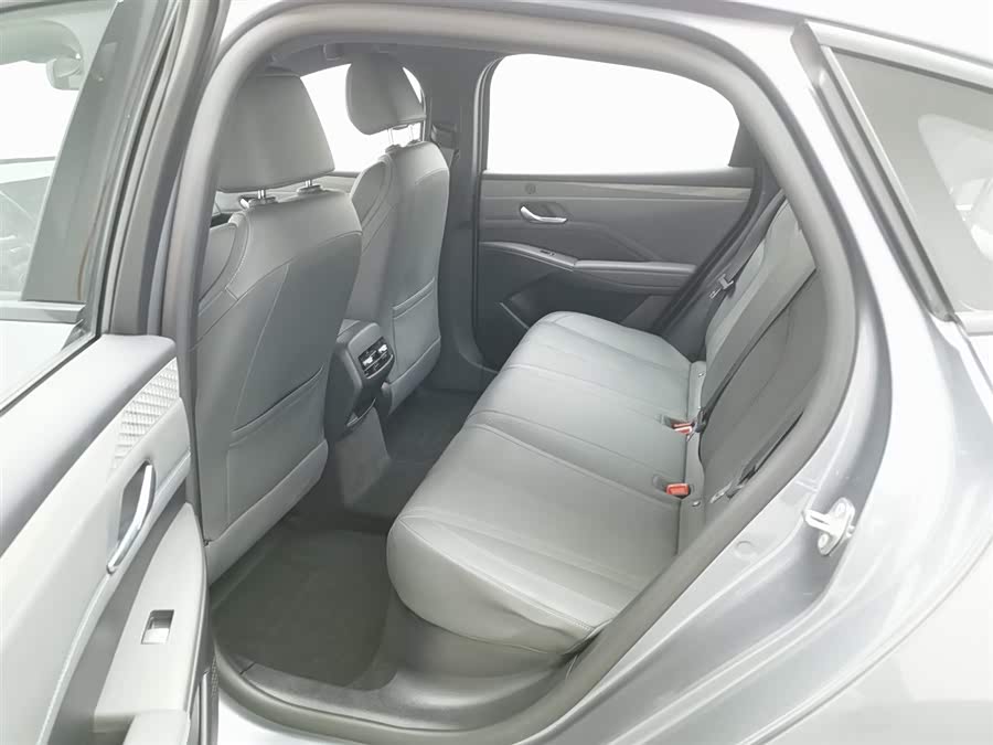 BYD Qin Plus 2025 #16 BYD Qin Plus 2025 car image #16