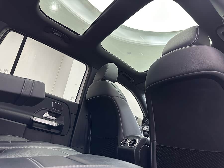 Mercedes-Benz EQB Class 2021 car image #16