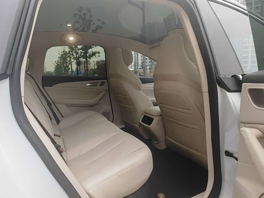 Forthing S7 2024 صورة سيارة #16