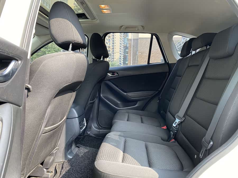 Mazda CX-5 2017 car image #16