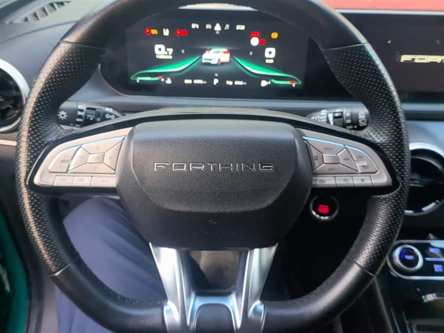 Forthing T5 EVO 2020 #16 Forthing T5 EVO 2020 car image #16