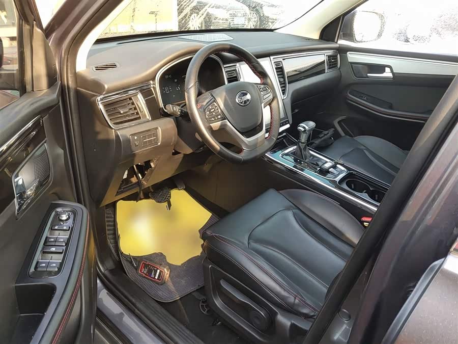 SWM斯威汽车 SWM斯威G05 2020 汽车图片 #16