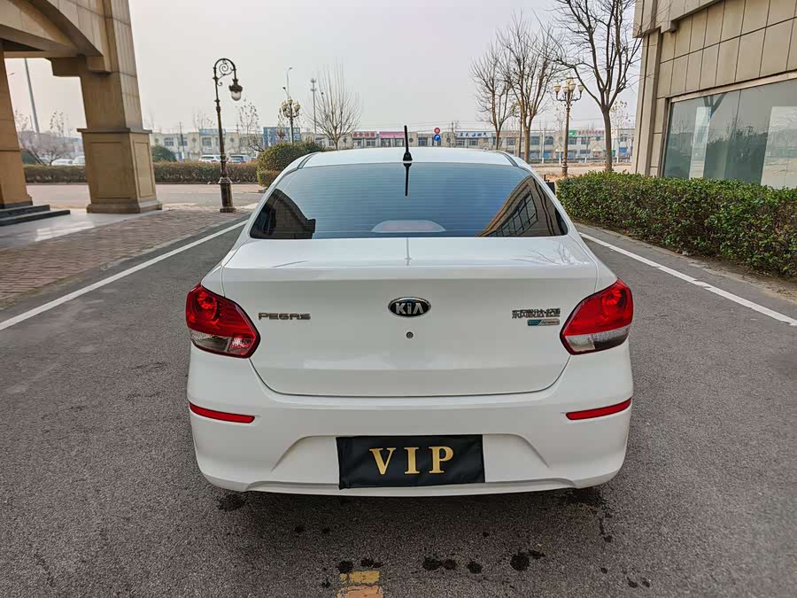 起亚 焕驰 2018 汽车图片 #16