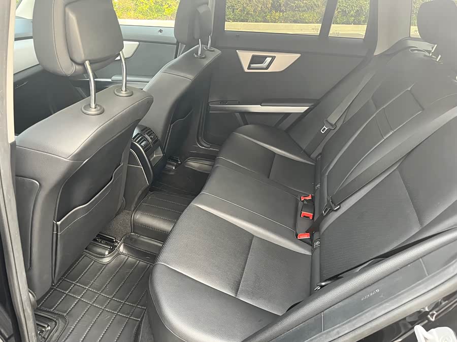 Mercedes-Benz GLK Class 2014 car image #16