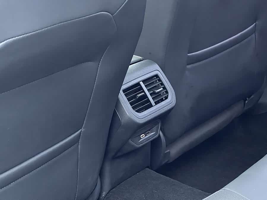 Volkswagen Lavida 2021 immagine di auto #16