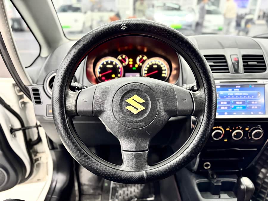 铃木 天语 SX4 2015 汽车图片 #16