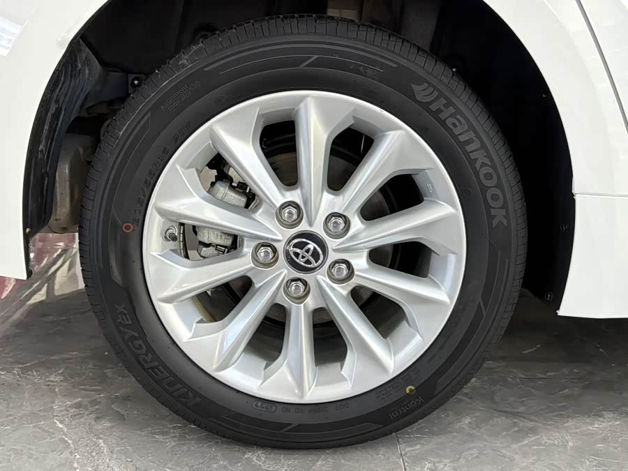 Toyota Corolla 2021 car image #16