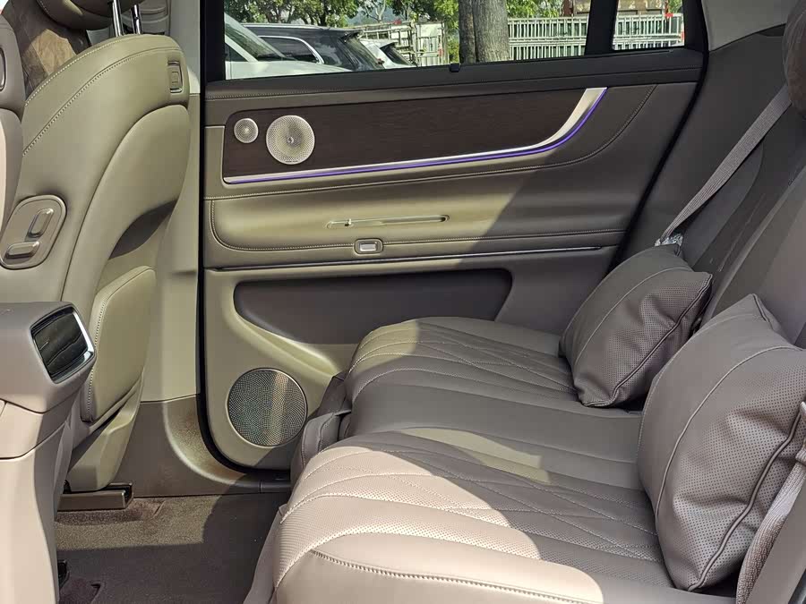2024 immagine di auto #16