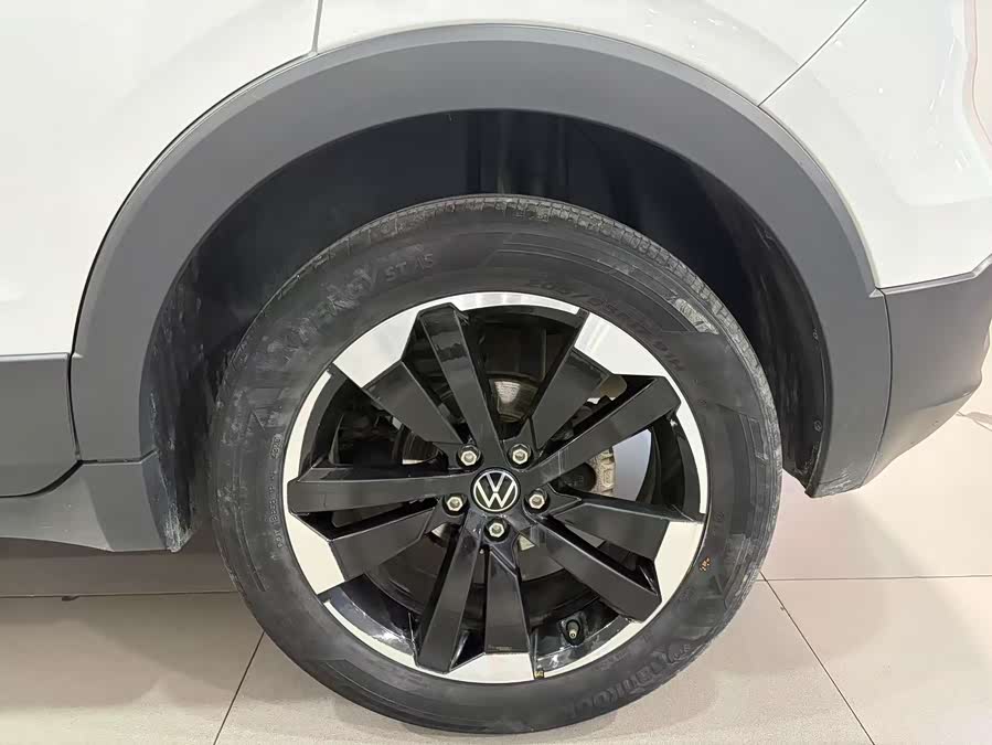 Volkswagen Tacqua 2024 car image #16