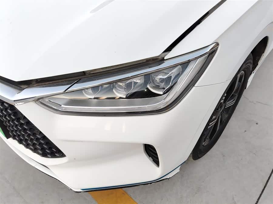 BYD e3 2020 #16 BYD e3 2020 car image #16