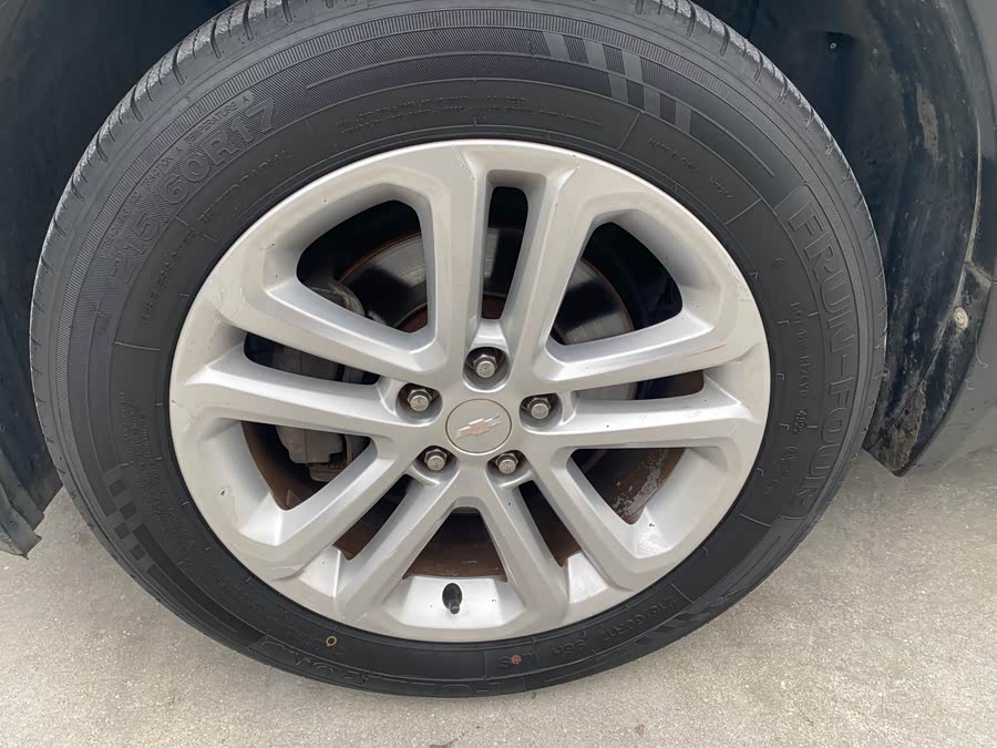 Chevrolet Tracker 2015 car image #16