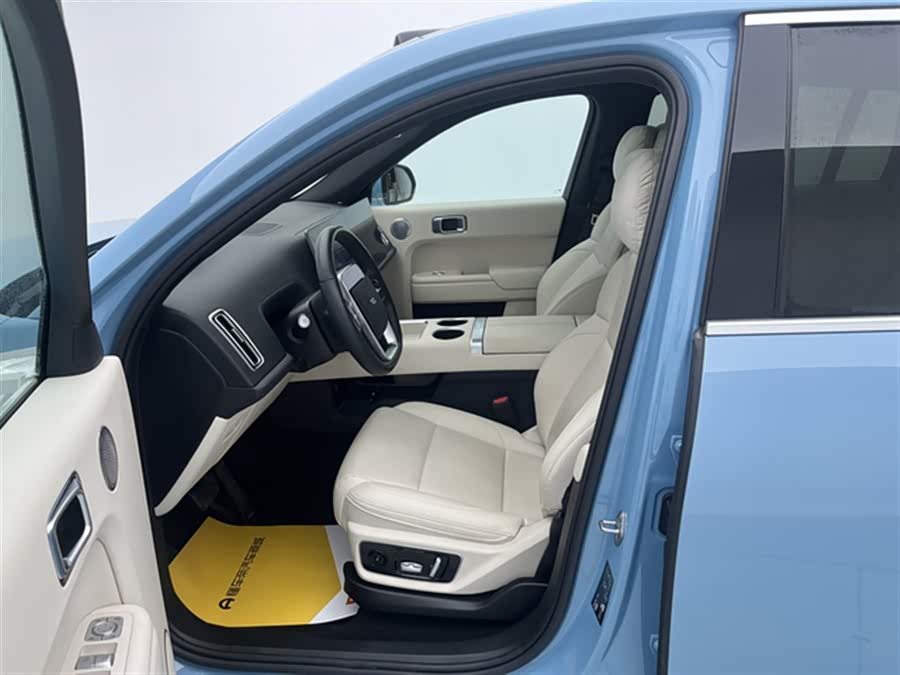 Li L7 2024 car image #16