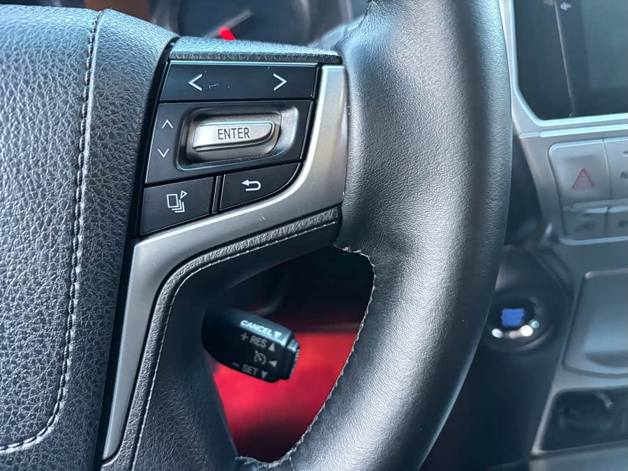 Toyota Land Cruiser Prado 2019 #16 Toyota Land Cruiser Prado 2019 car image #16