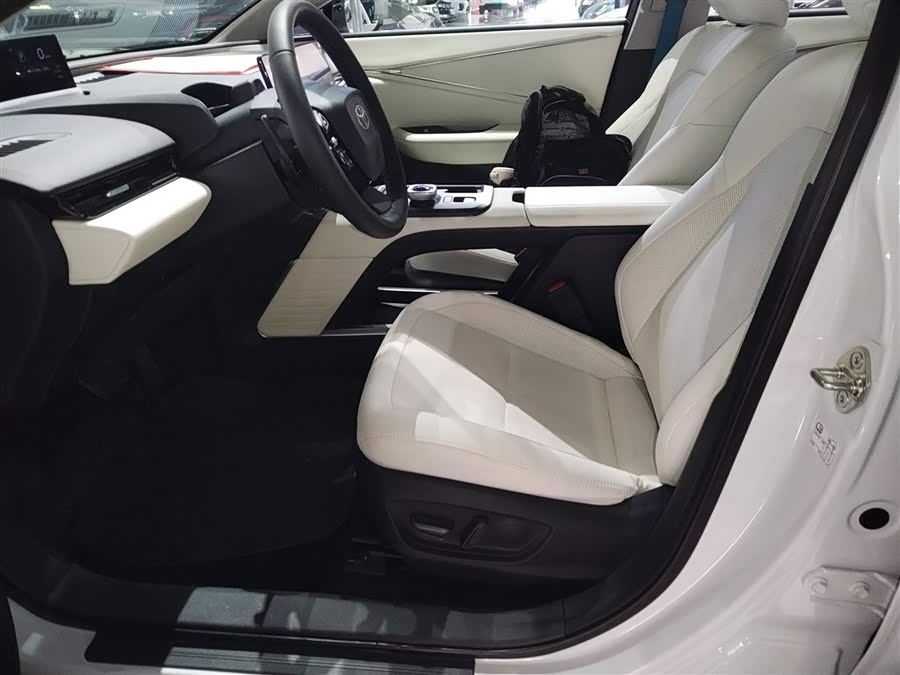 Toyota bZ5 2025 #16 Toyota bZ5 2025 immagine di auto #16