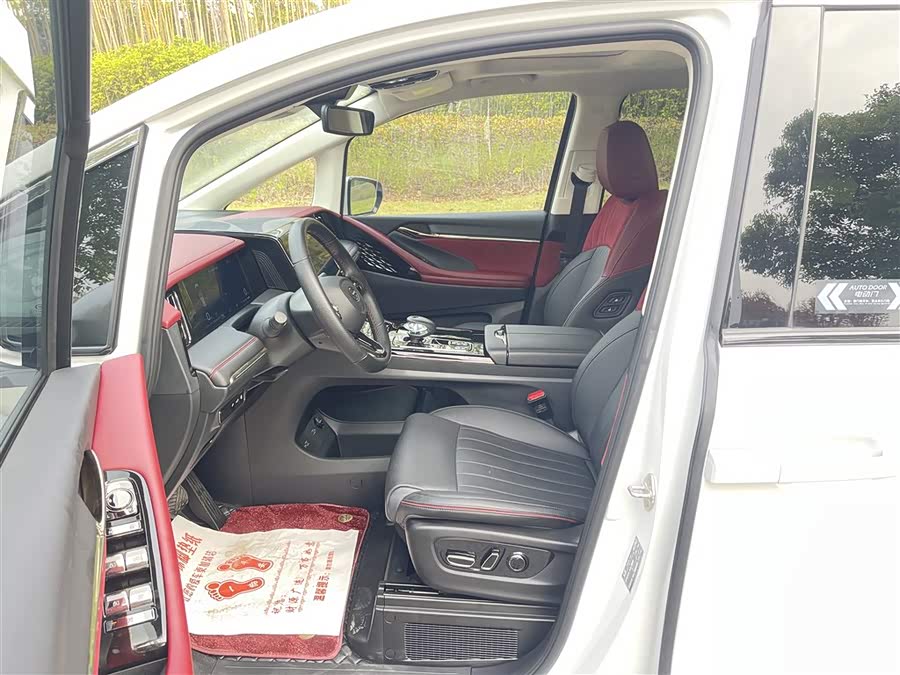 GAC Trumpchi E9 2023 изображение автомобиля #16