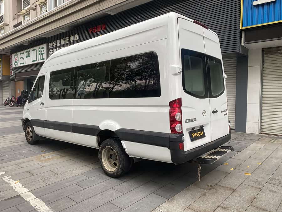 JAC 2017 #16 JAC 2017 car image #16