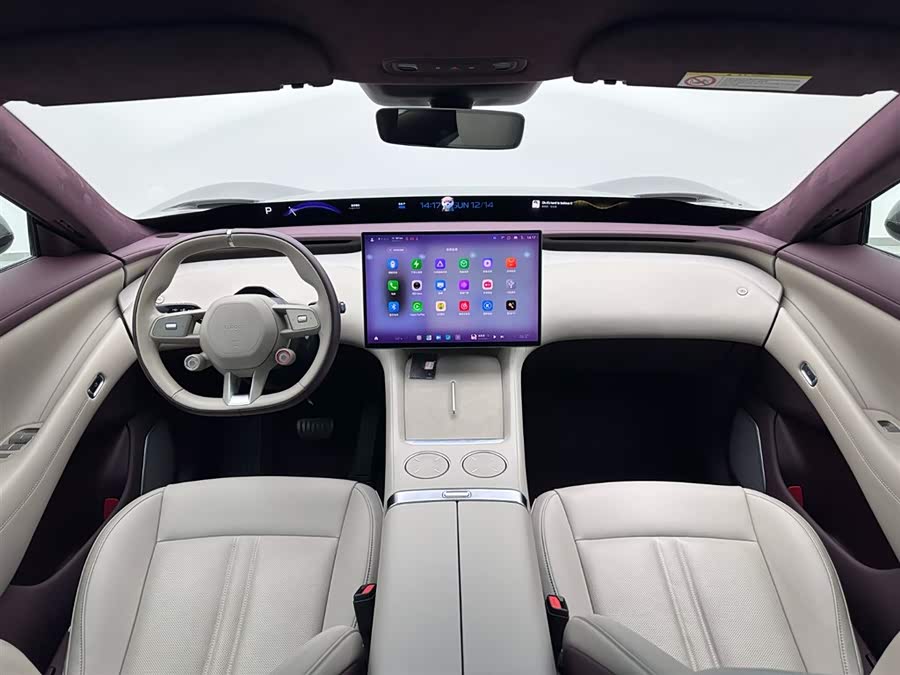 MI YU7 2025 car image #16