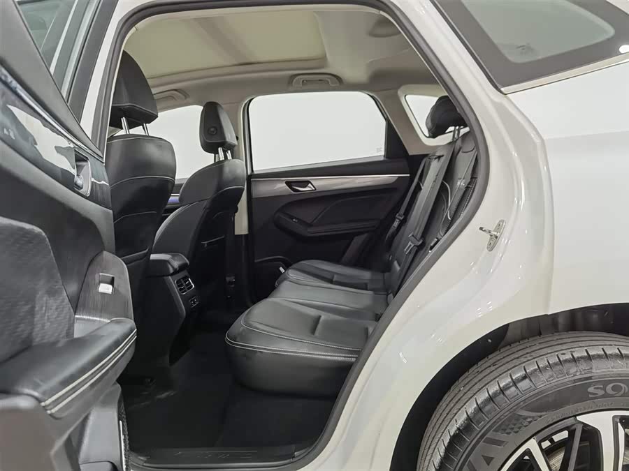 Haval Jolion 2021 #16 Haval Jolion 2021 car image #16