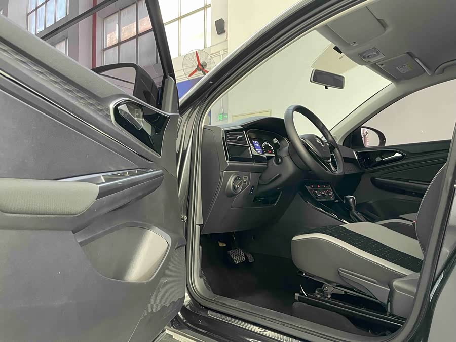 Jetta VS5 2022 car image #16