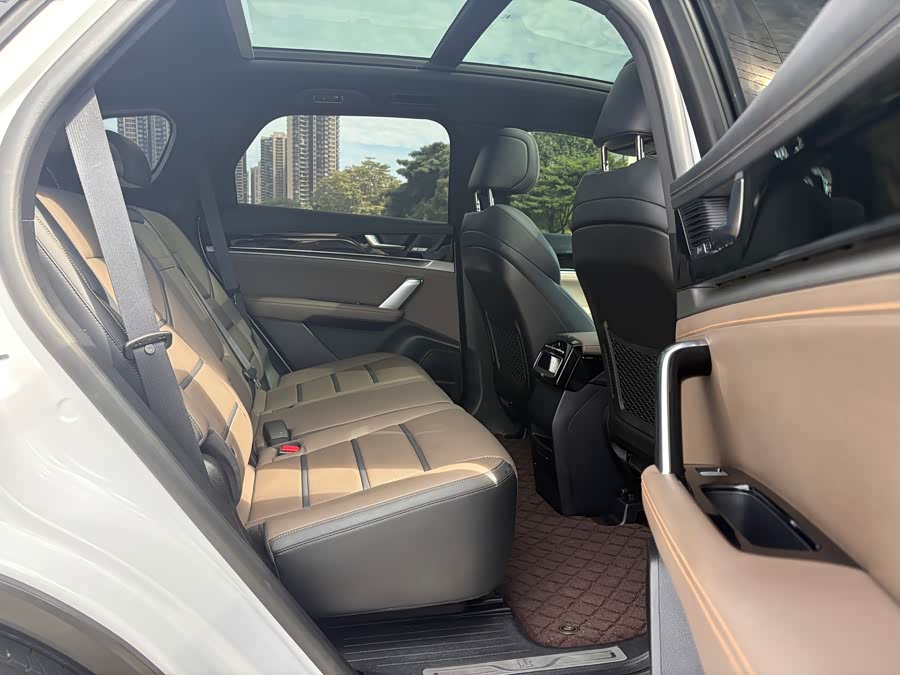 BYD Tang 2020 car image #16