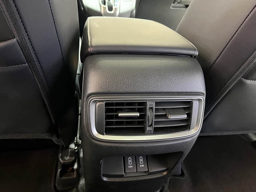 Honda CR-V 2018 car image #16