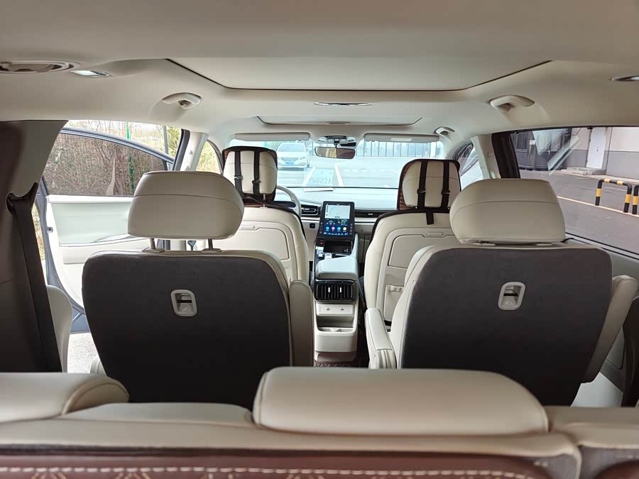 Hyundai Custo 2023 #16 Hyundai Custo 2023 car image #16