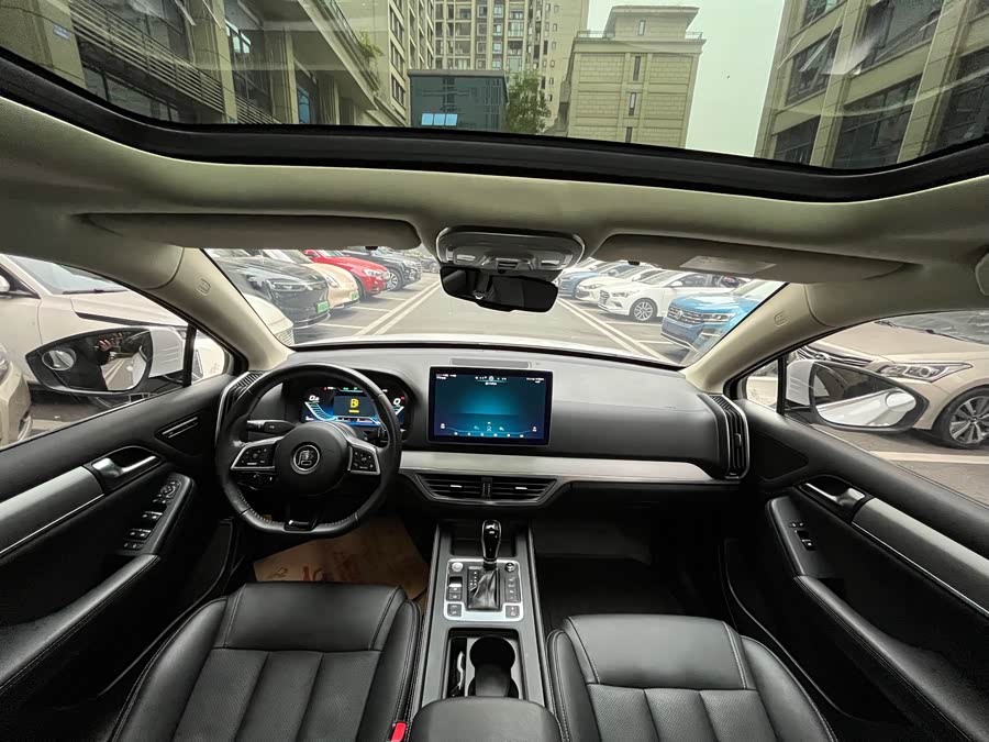 BYD Tang 2019 #16 BYD Tang 2019 car image #16